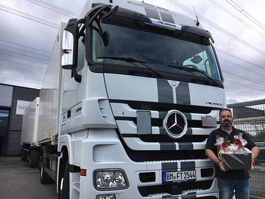 Fahrschultrucks.de - Ihr starker Partner für Miete - Leasing - Kauf von Fahrschulnutzfahrzeugen.