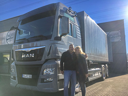 Fahrschultrucks.de - Ihr starker Partner für Miete - Leasing - Kauf von Fahrschulnutzfahrzeugen.